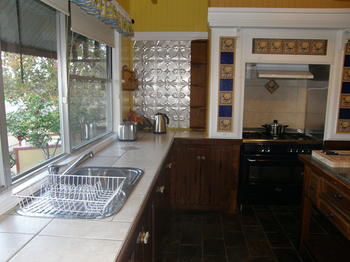 37 Queen Gloucester - Darwin Holiday 15