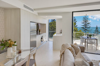 Breeze Mooloolaba - Darwin Holiday 12