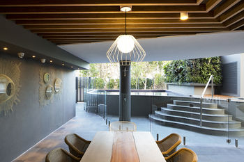 Breeze Mooloolaba - Darwin Holiday 16