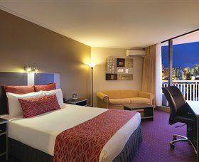 Hotel Grand Chancellor Brisbane - Darwin Holiday 1