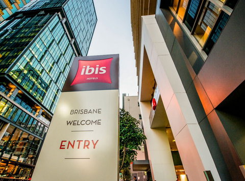 Ibis Brisbane - Darwin Holiday 1