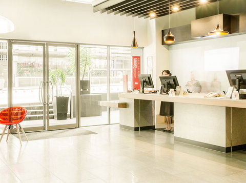 Ibis Brisbane - Darwin Holiday 2