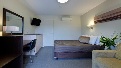 BEST WESTERN Tall Trees Canberra - Darwin Holiday 8
