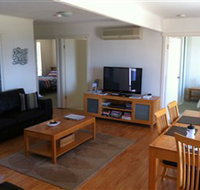 Azure Beach House - Darwin Holiday