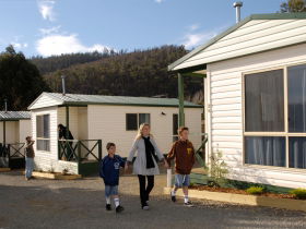 Discovery Parks - Mornington, Hobart - Darwin Holiday 4