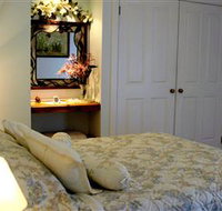 Addlestone House Bed  Breakfast - Darwin Holiday