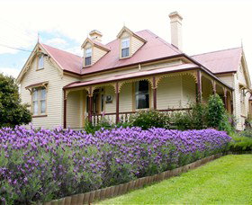 Cambridge House B&B - Darwin Holiday 0