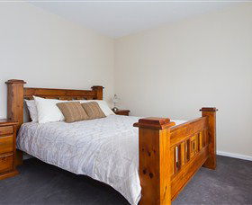 Catherine Lodge Farm Gate Cottages - Darwin Holiday 2