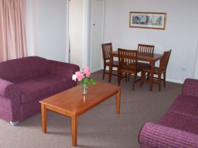 Hobart Apartments - Darwin Holiday 2