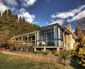 Waterside Accommodation - Derwent Vista - Darwin Holiday 0