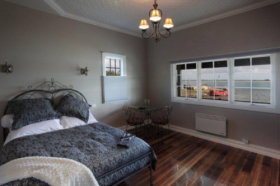 Ark Stanley - The - Darwin Holiday 0