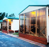 Discovery Holiday Parks  Hadspen Cosy Cabins
