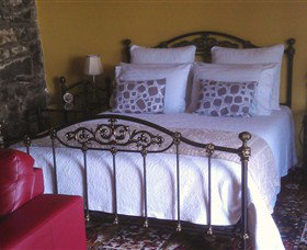 Touchwood Cottages & Craft Gallery & Cafe - Darwin Holiday 2