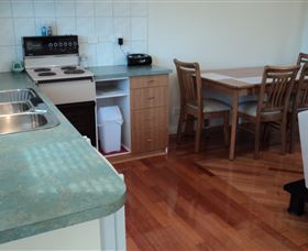 Brady's View Bed And Breakfast Holiday Apartment - Darwin Holiday 2