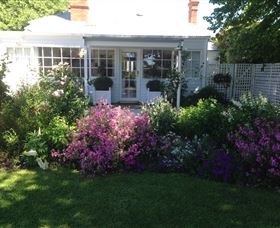 White Dove Cottage Bed And Breakfast - Darwin Holiday 1