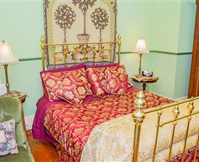 Duck House - The, - Darwin Holiday 2