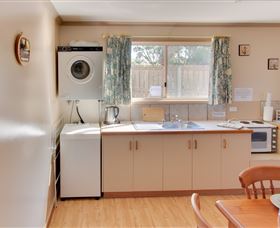 Amos House And Swansea Ocean Villas - Darwin Holiday 1