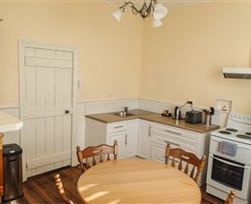 Lambert Cottage Accommodation - Darwin Holiday 5