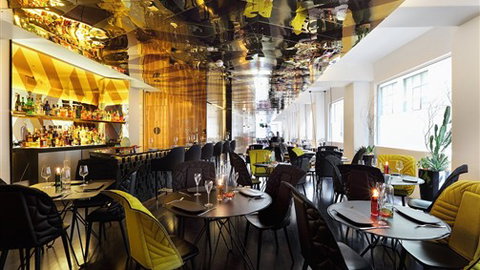 Adelphi Hotel - Darwin Holiday 1