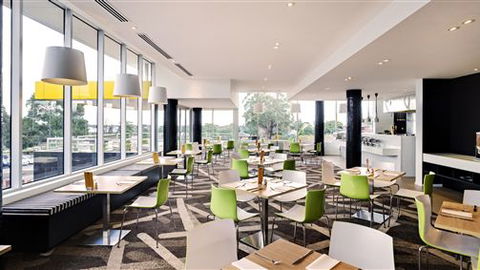 Atura Dandenong - Darwin Holiday 2