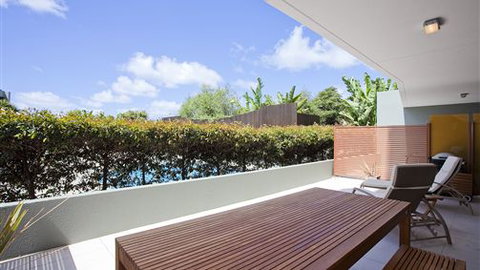 Couples Retreat Lorne Chalet - Darwin Holiday 1