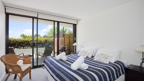 Couples Retreat Lorne Chalet - Darwin Holiday 3