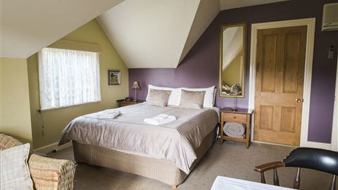 Magnolia Mansfield - Darwin Holiday 3