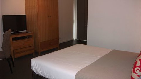 Riverside Ocean Grove - Darwin Holiday 1