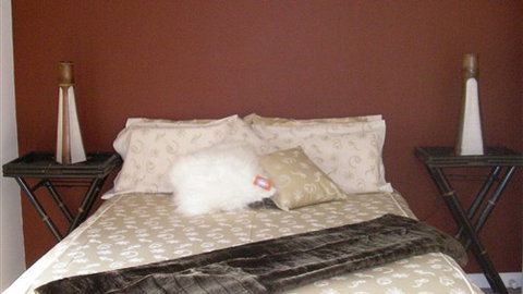 Auberge Woodend - Darwin Holiday 1