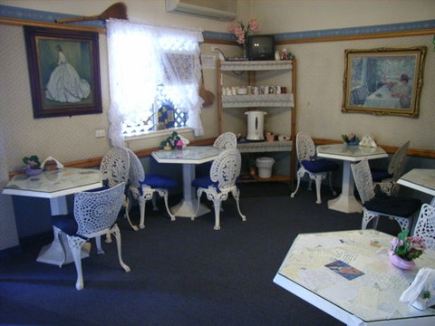 Annie's Shandon Inn - Darwin Holiday 2