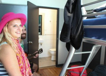 Bunk Backpackers - Darwin Holiday 3
