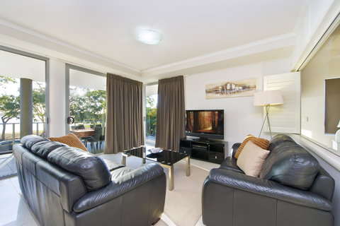 On The Bay Apartments - Darwin Holiday 1