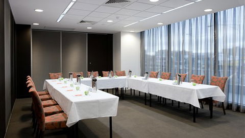 Punthill Apartment Hotels - Dandenong - Darwin Holiday 4