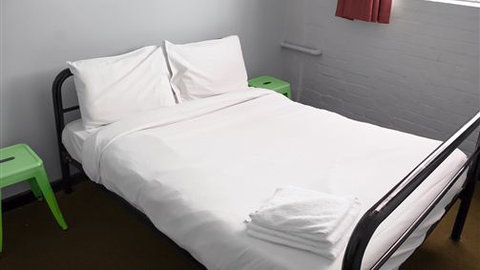 Discovery Melbourne - Darwin Holiday 0