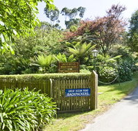 Great Ocean Road Cottages  Backpackers - Darwin Holiday