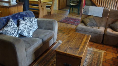 Wartook Rise Mudbrick Cabins - Darwin Holiday 2