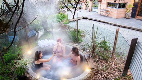 Dreamers - Darwin Holiday 4