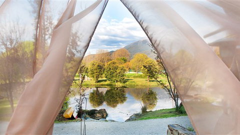 Dreamers - Darwin Holiday 3