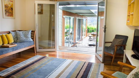 Leader Reef Luxury Accommodation - Darwin Holiday 3