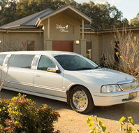 The Silver Wren - Darwin Holiday