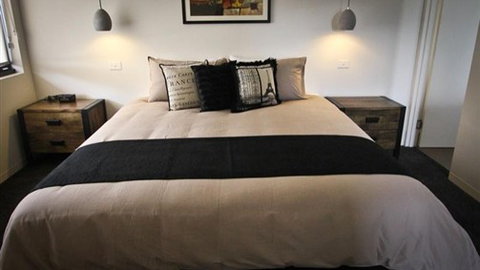 Alegria - Darwin Holiday 1