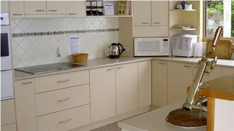 Abalone Beach House - Darwin Holiday 1