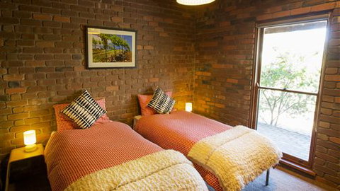 The Eagles Nest - Darwin Holiday 2