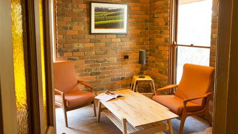 The Eagles Nest - Darwin Holiday 4