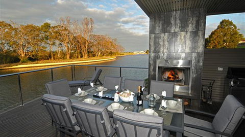 Gippsland Lakehouse - Darwin Holiday 0