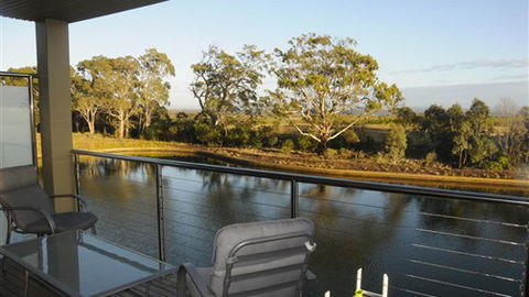 Gippsland Lakehouse - Darwin Holiday 1