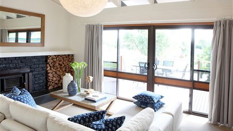 Bundalong Waterfront Accommodation - Darwin Holiday 0