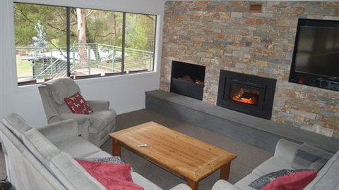 Riversong - Darwin Holiday 3