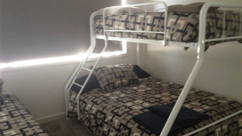 Waterview - Stoneleigh At Yarra - Darwin Holiday 2