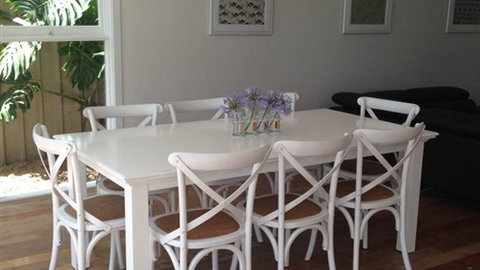 28 Graham Ave - Darwin Holiday 1